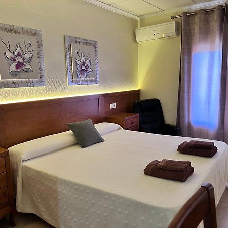Hotel Don Juan Puente de Génave Eksteriør bilde