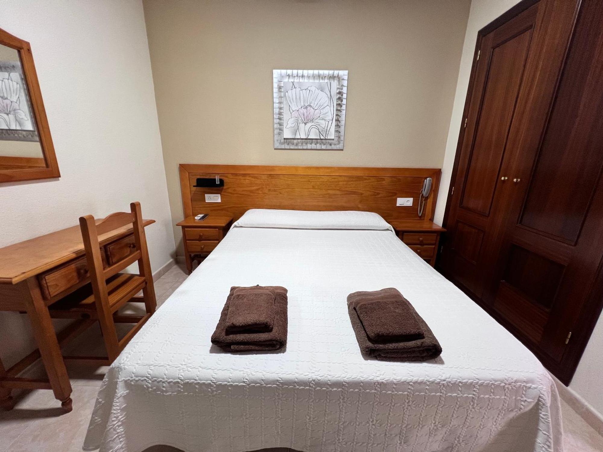 Hotel Don Juan Puente de Génave Eksteriør bilde