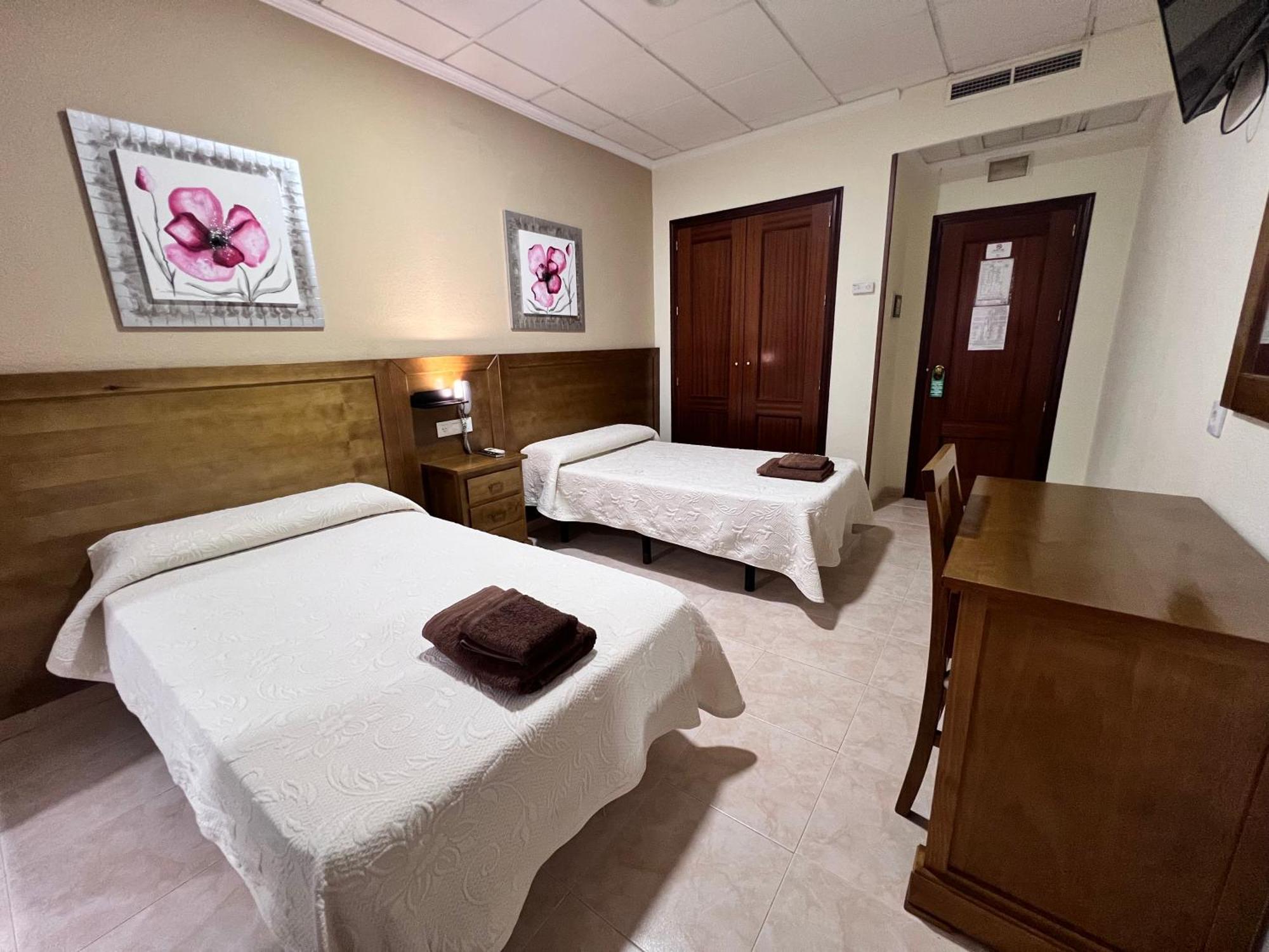 Hotel Don Juan Puente de Génave Eksteriør bilde