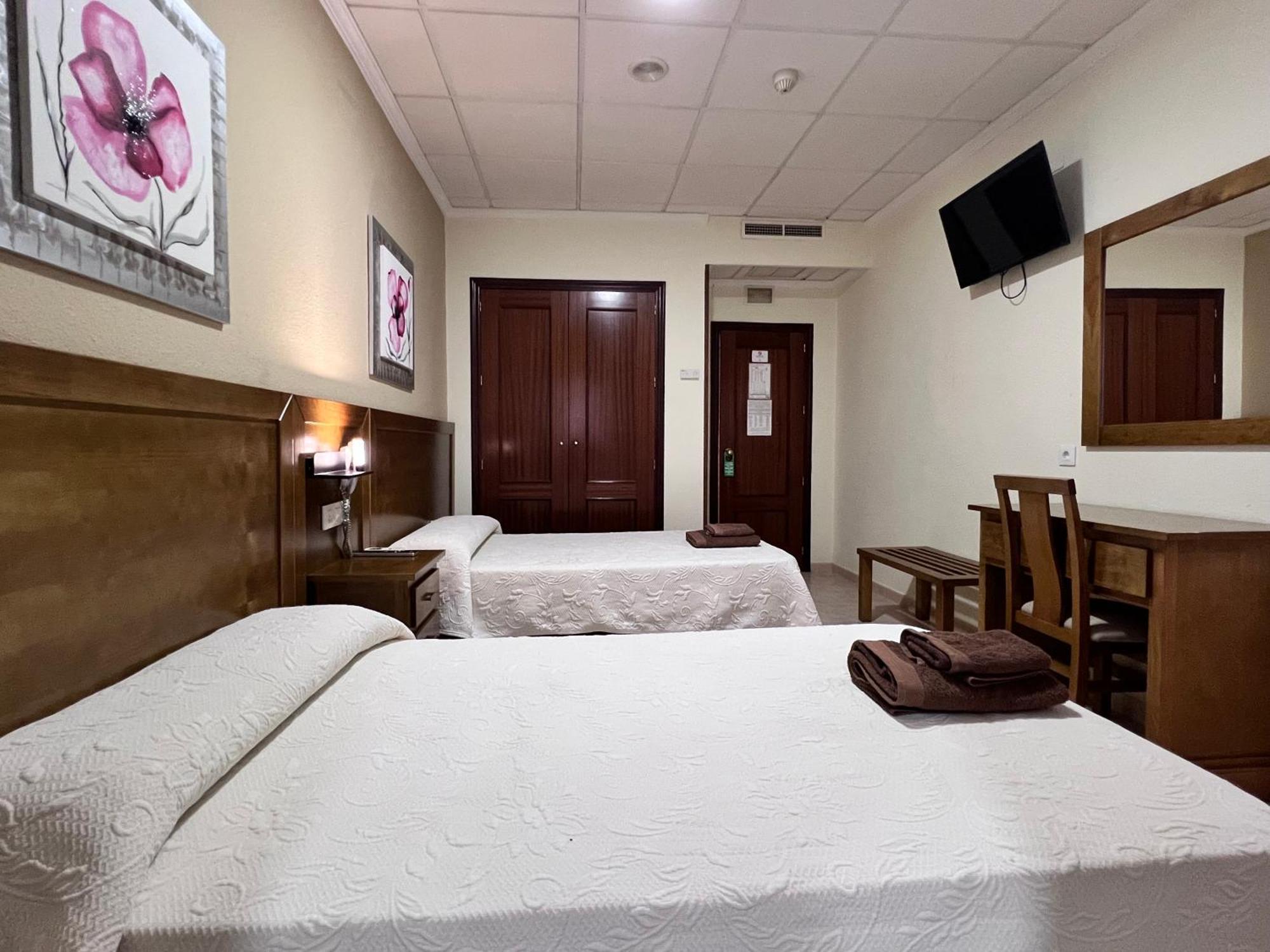 Hotel Don Juan Puente de Génave Eksteriør bilde