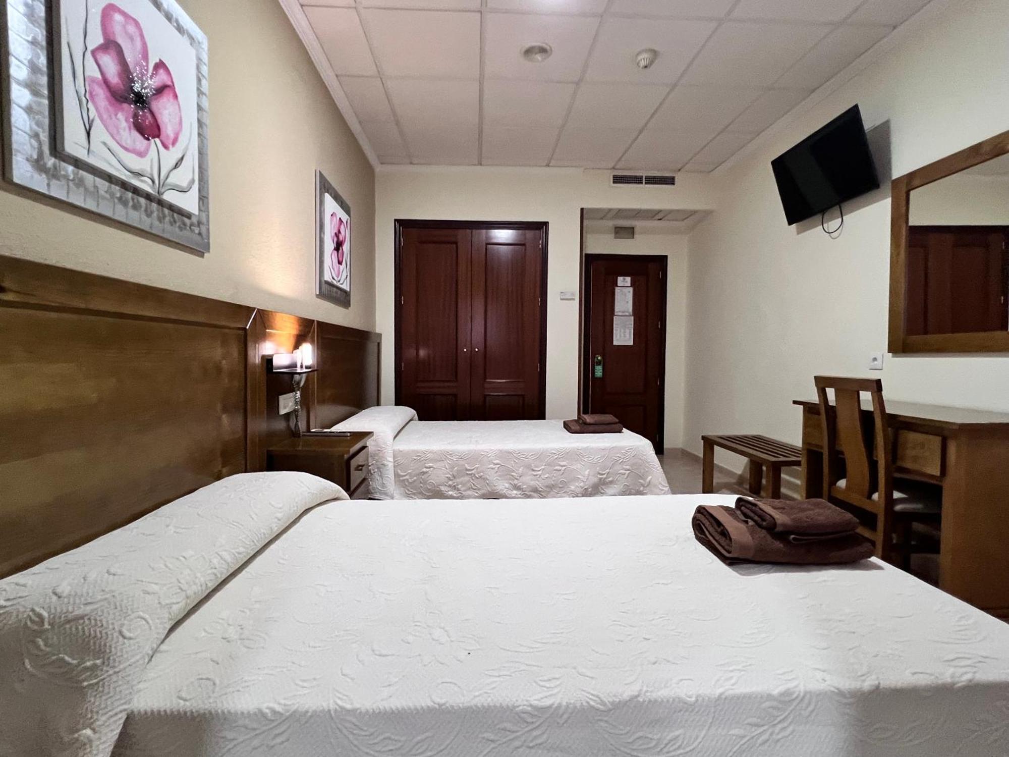Hotel Don Juan Puente de Génave Eksteriør bilde