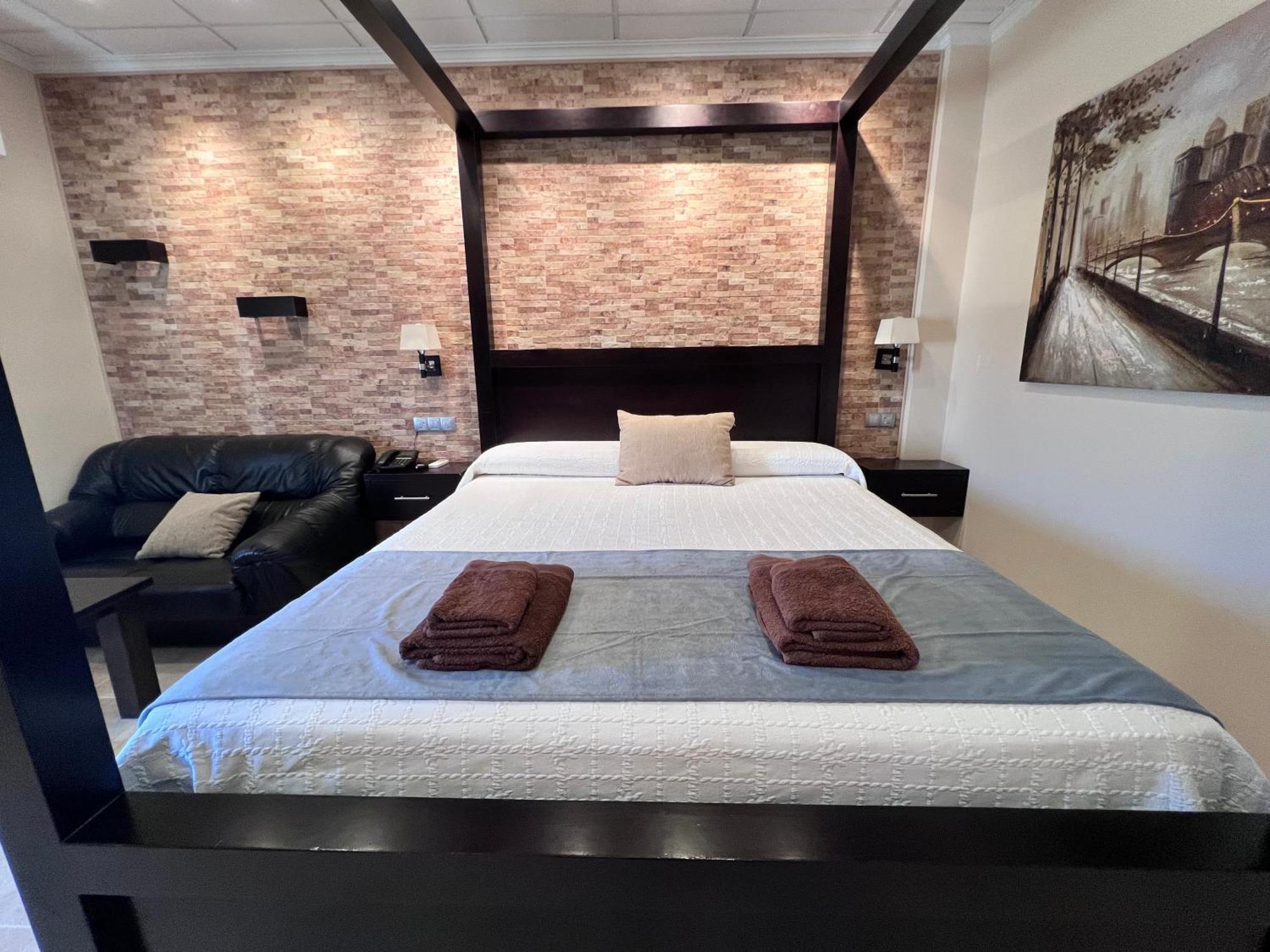 Hotel Don Juan Puente de Génave Eksteriør bilde